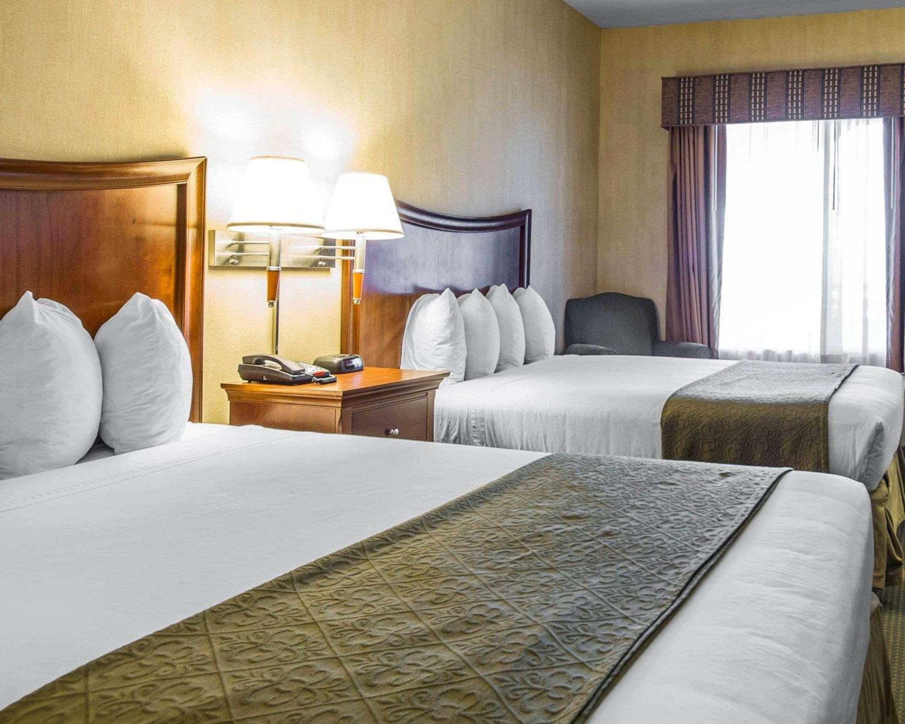 Quality Inn & Suites Livermore Wine Country Exterior photo