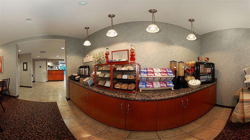 Quality Inn & Suites Livermore Wine Country Exterior photo