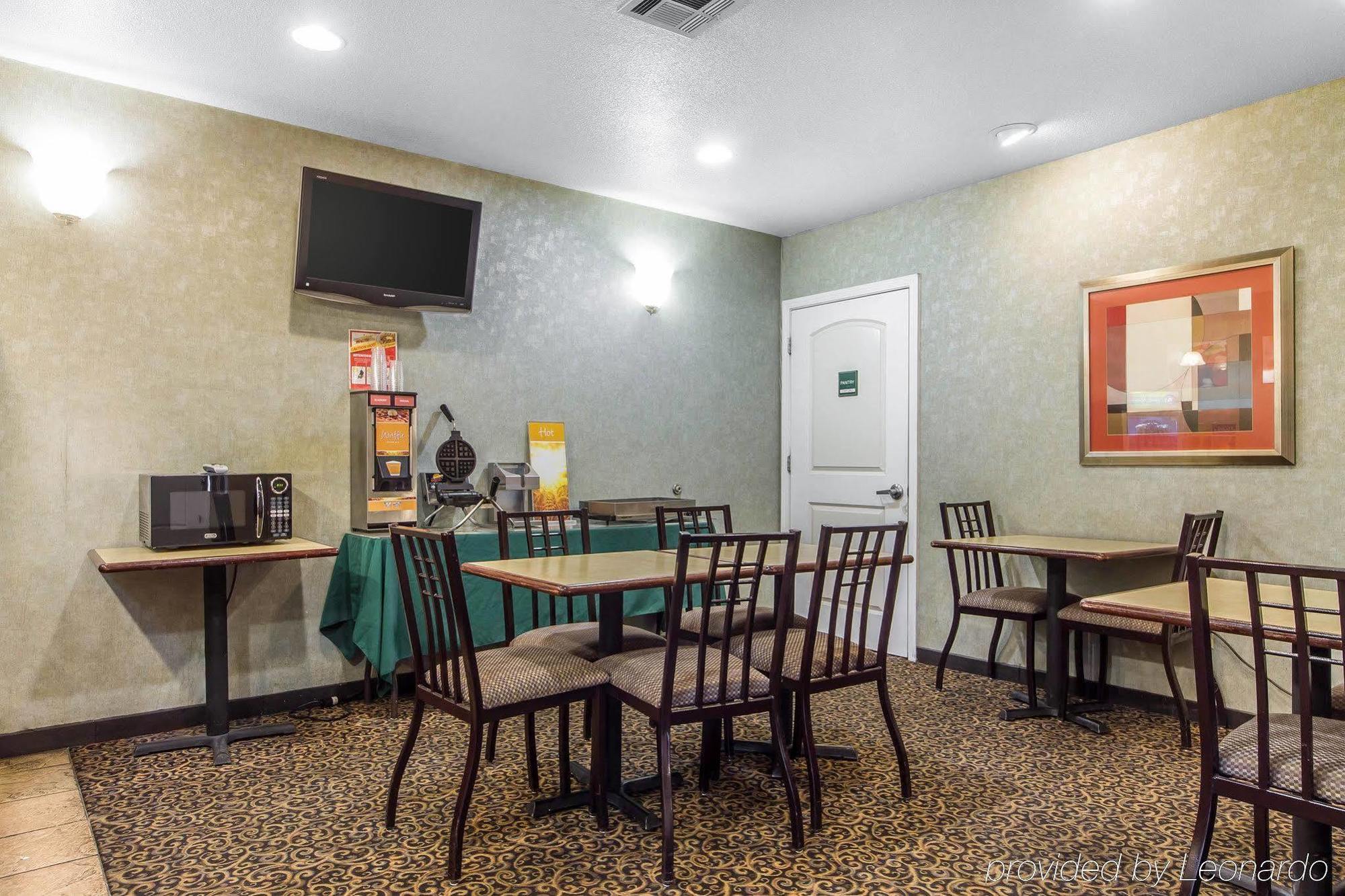 Quality Inn & Suites Livermore Wine Country Exterior photo