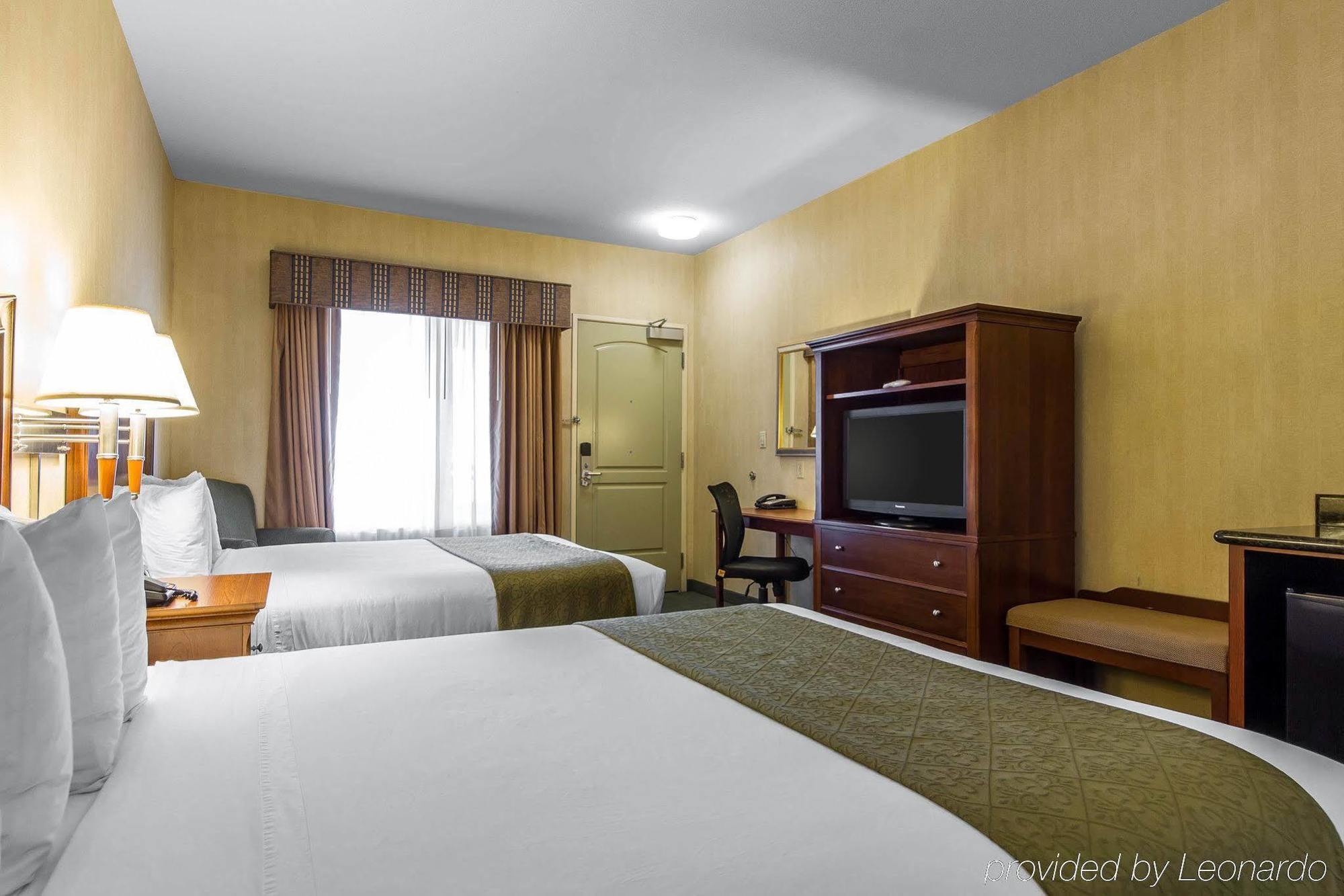 Quality Inn & Suites Livermore Wine Country Exterior photo